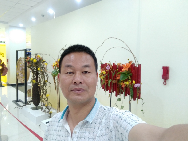 一点温馨的第一张照片--百色相亲服务中心