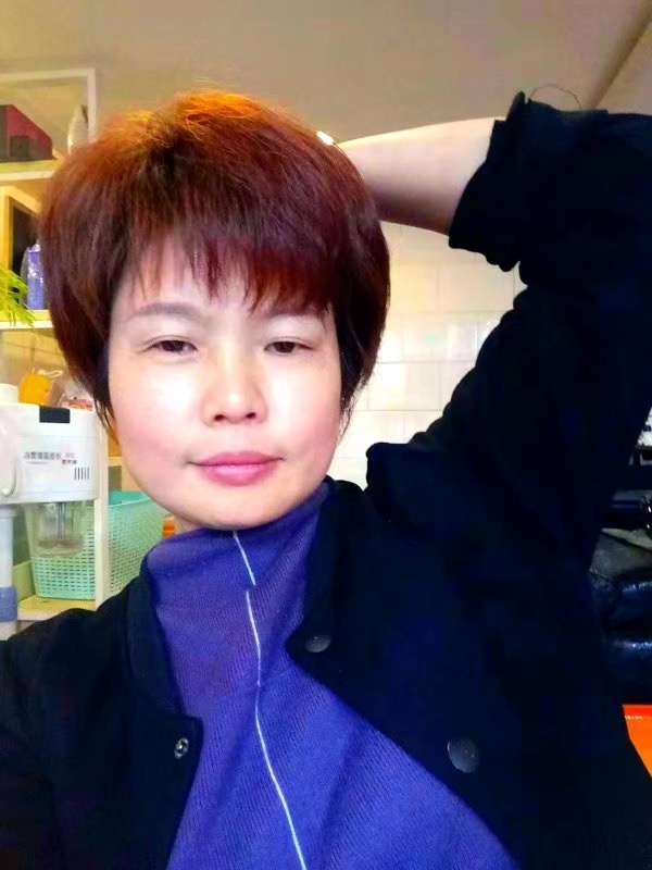 心若向阳的第一张照片--百色相亲服务中心