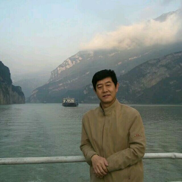 优秀善良1.78的第一张照片--百色相亲服务中心