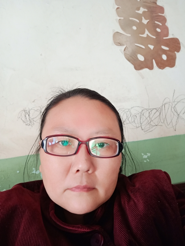 苦乐的第一张照片--百色相亲服务中心