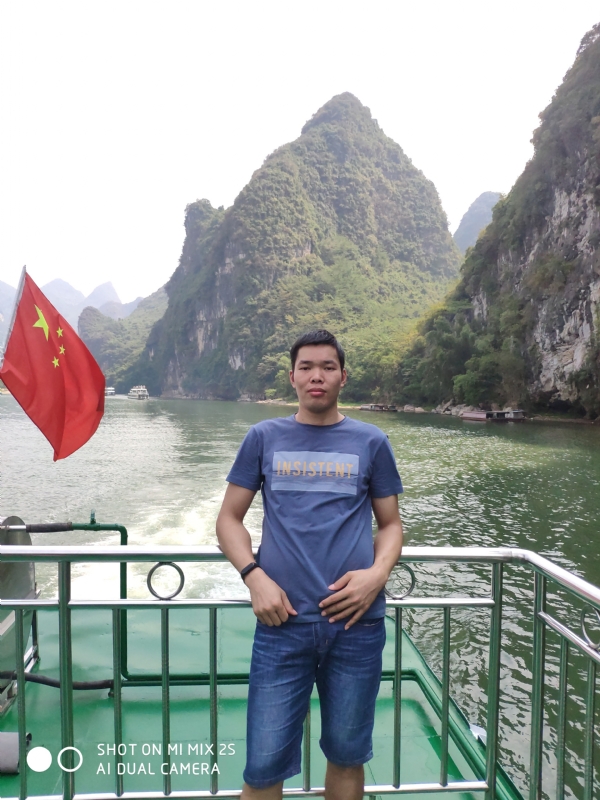只为你而来的第一张照片--百色相亲服务中心
