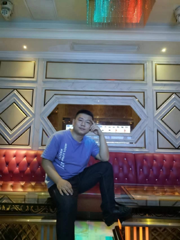 黄生的第四张照片--百色相亲服务中心