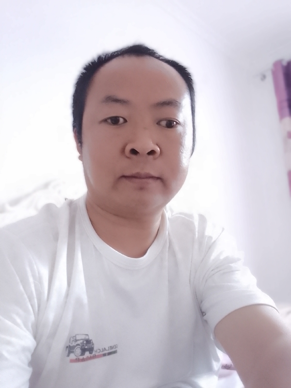 张家小伙子的第四张照片--百色相亲服务中心
