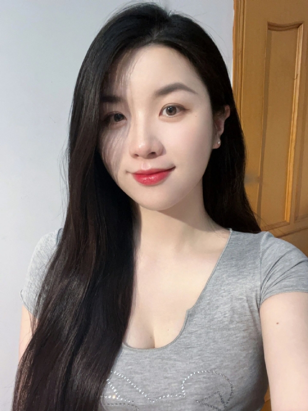 乔乔在寻爱的第一张照片--百色相亲服务中心
