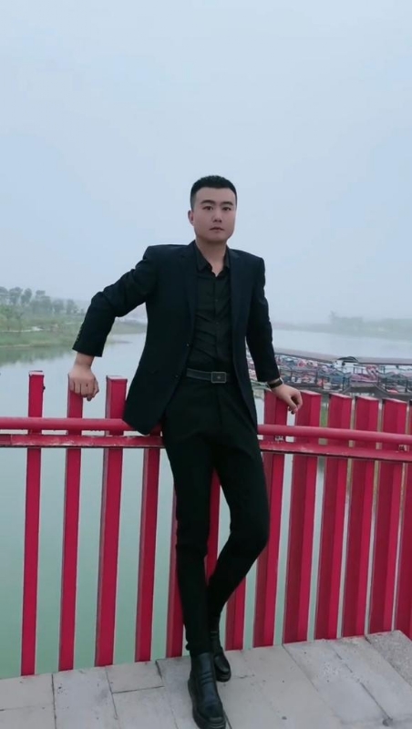 Albert的第二张照片--百色相亲服务中心