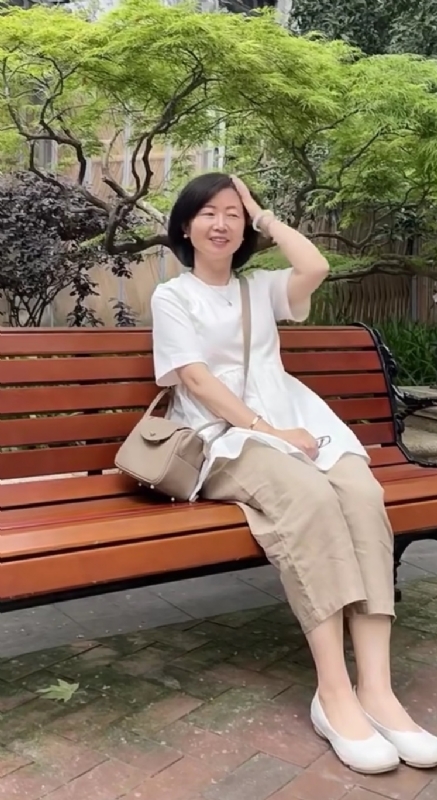 千年老母猪的第四张照片--百色相亲服务中心