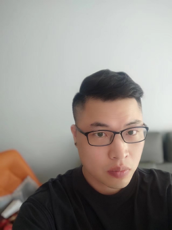 Vincent的第一张照片--百色相亲服务中心