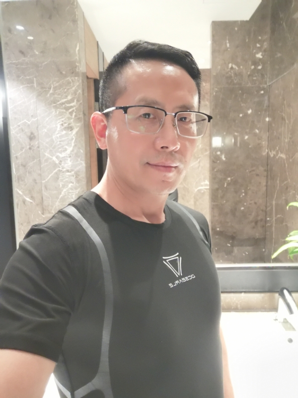 燕青的第四张照片--百色相亲服务中心