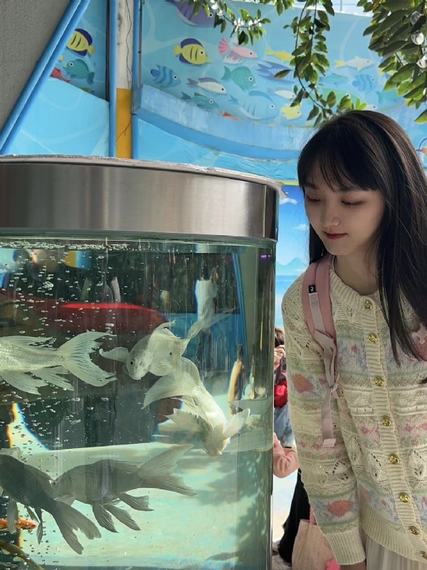 yiyi的第一张照片--百色相亲服务中心