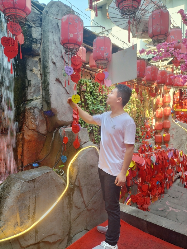 时间不语的第一张照片--百色相亲服务中心