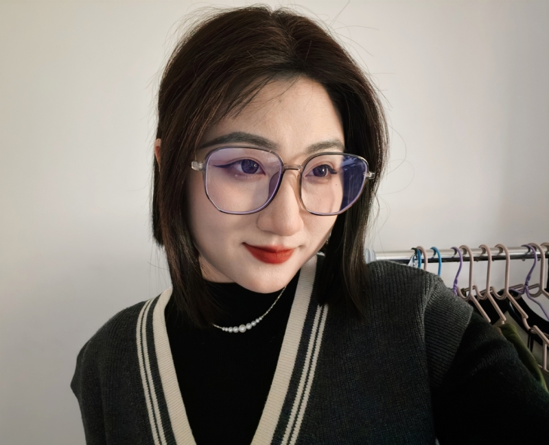Helen的第一张照片--百色相亲服务中心