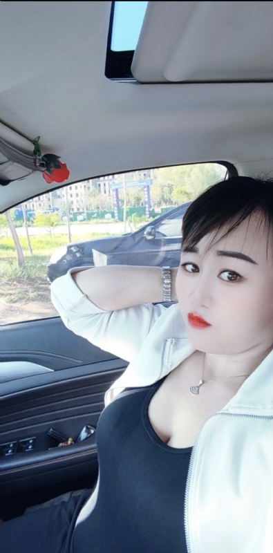 王芳燕的第五张照片--百色相亲服务中心