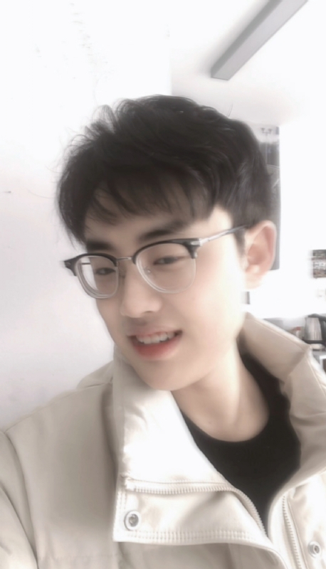 梁21的第一张照片--百色相亲服务中心