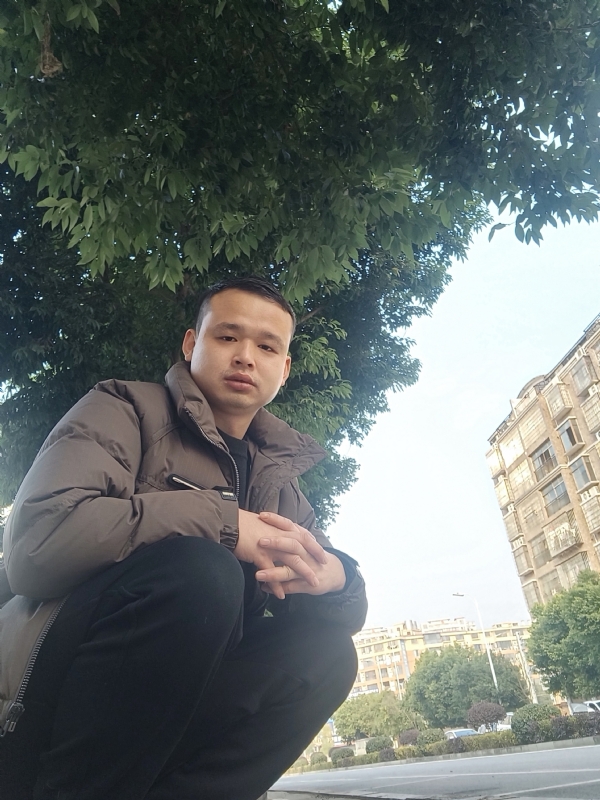 诗和远方的第一张照片--百色相亲服务中心