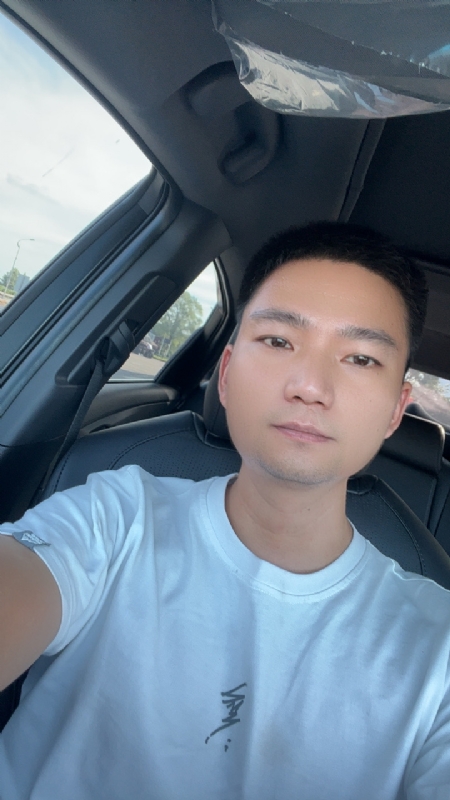 小江的第一张照片--百色相亲服务中心